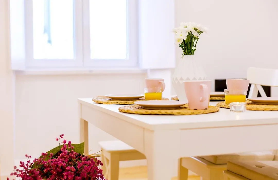 Casa dos Doutores, a cozy apartment in Lisbon-1